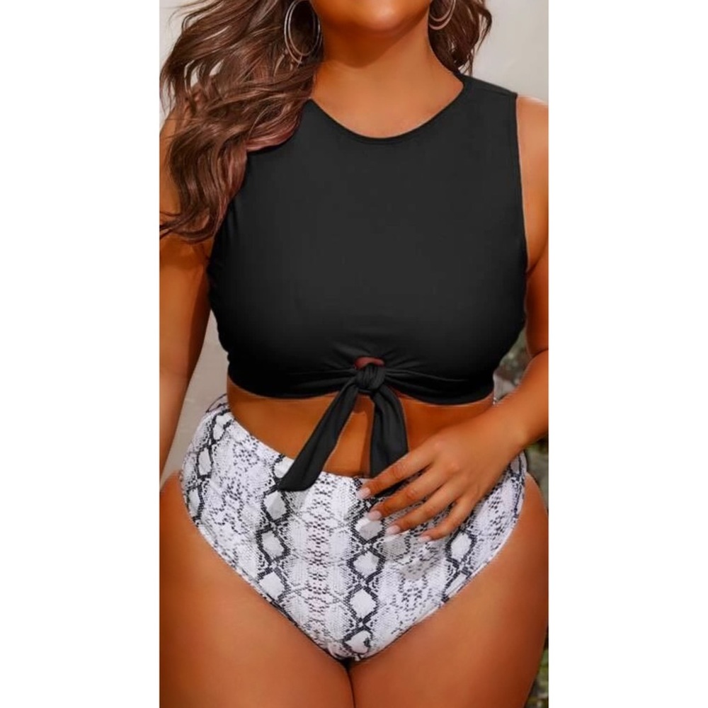 Snakeskin Knot front Bikini Plus Size Swimsuit